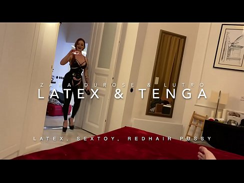 ❤️ Awọn igbesẹ ti o ni ori pupa ni aṣọ latex ti o buruju nipasẹ stepbrother ☑  si wa ❌️