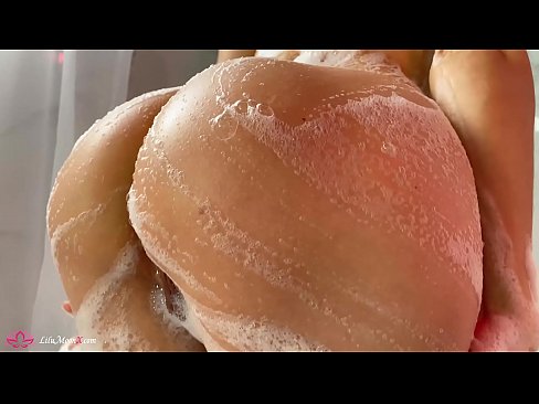 ❤️ Brunette Masturbates obo pẹlu Vibrator to Intense Orgasm ni Shower ☑  si wa ❌️